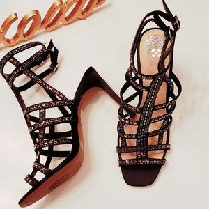 ❗SALE❗NWOT VINCE CAMUTO STUDDED STRAPPY HEEL SZ10